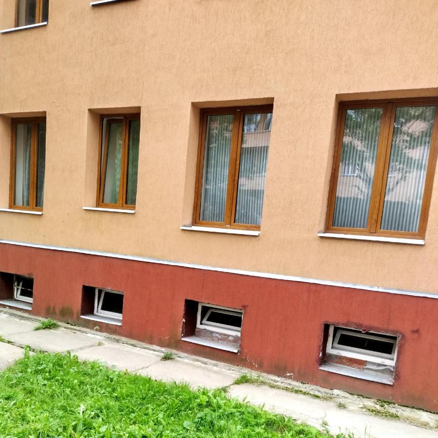 Apartament Camelia Petrosani Exterior photo